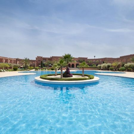 Grand Mogador Agdal & Spa Marrakesh Esterno foto The swimming pool at the hotel